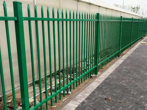 兩橫梁鋅鋼護(hù)欄 兩橫梁鋅鋼護(hù)欄